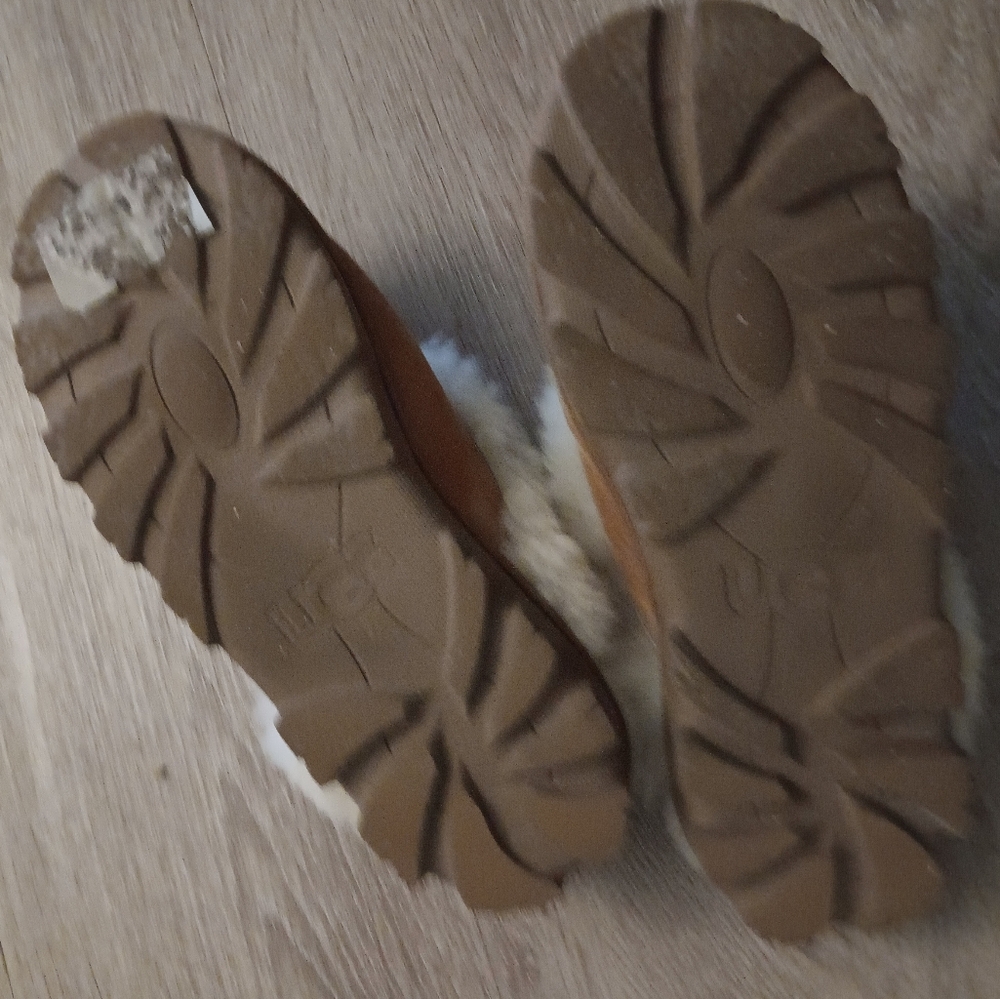 UGG Women's Coquette Slipper Chestnut Sz 8 - Picture 6 of 6